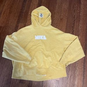 Women's Nike sweatshirt